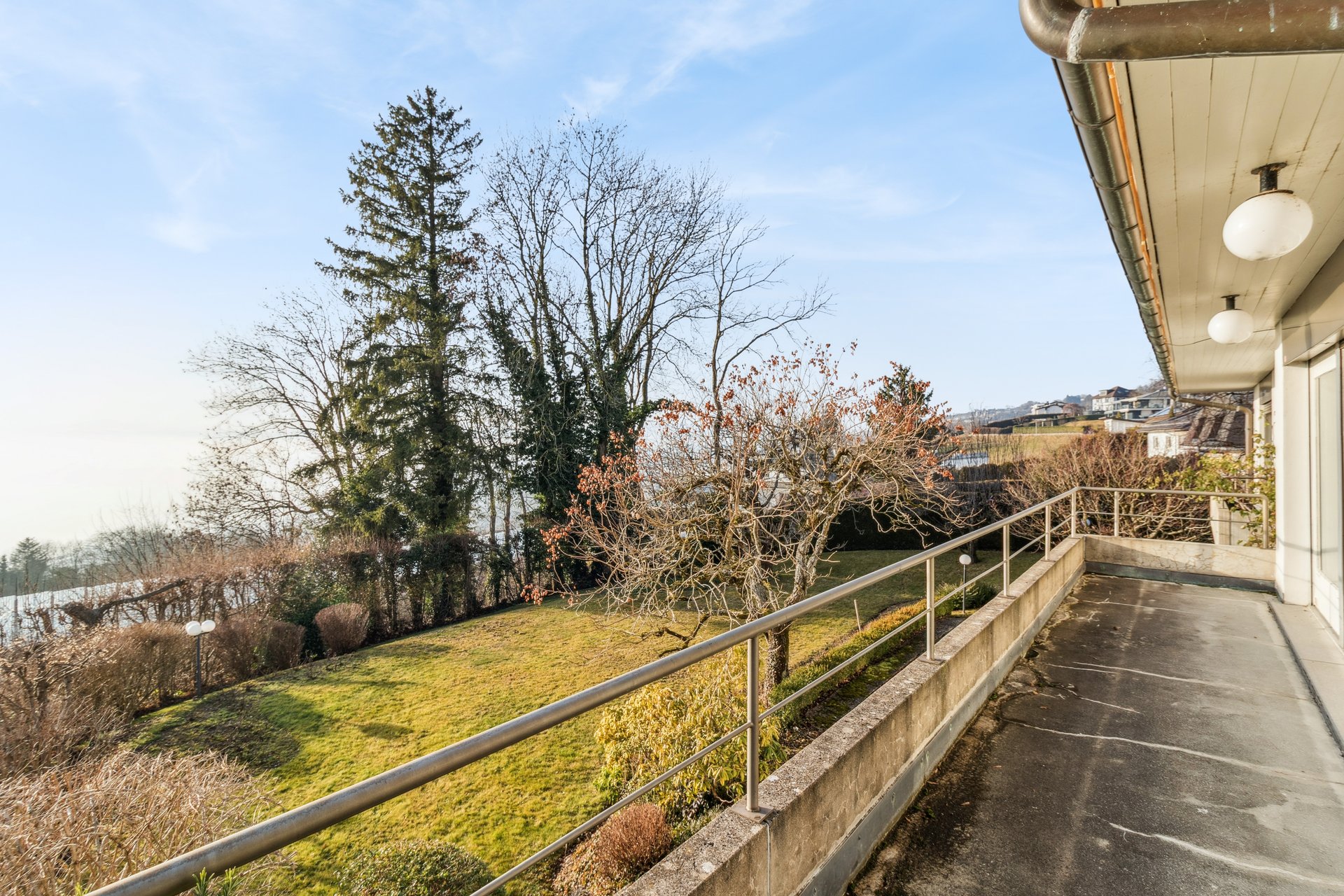 Aussenrampe und Garten