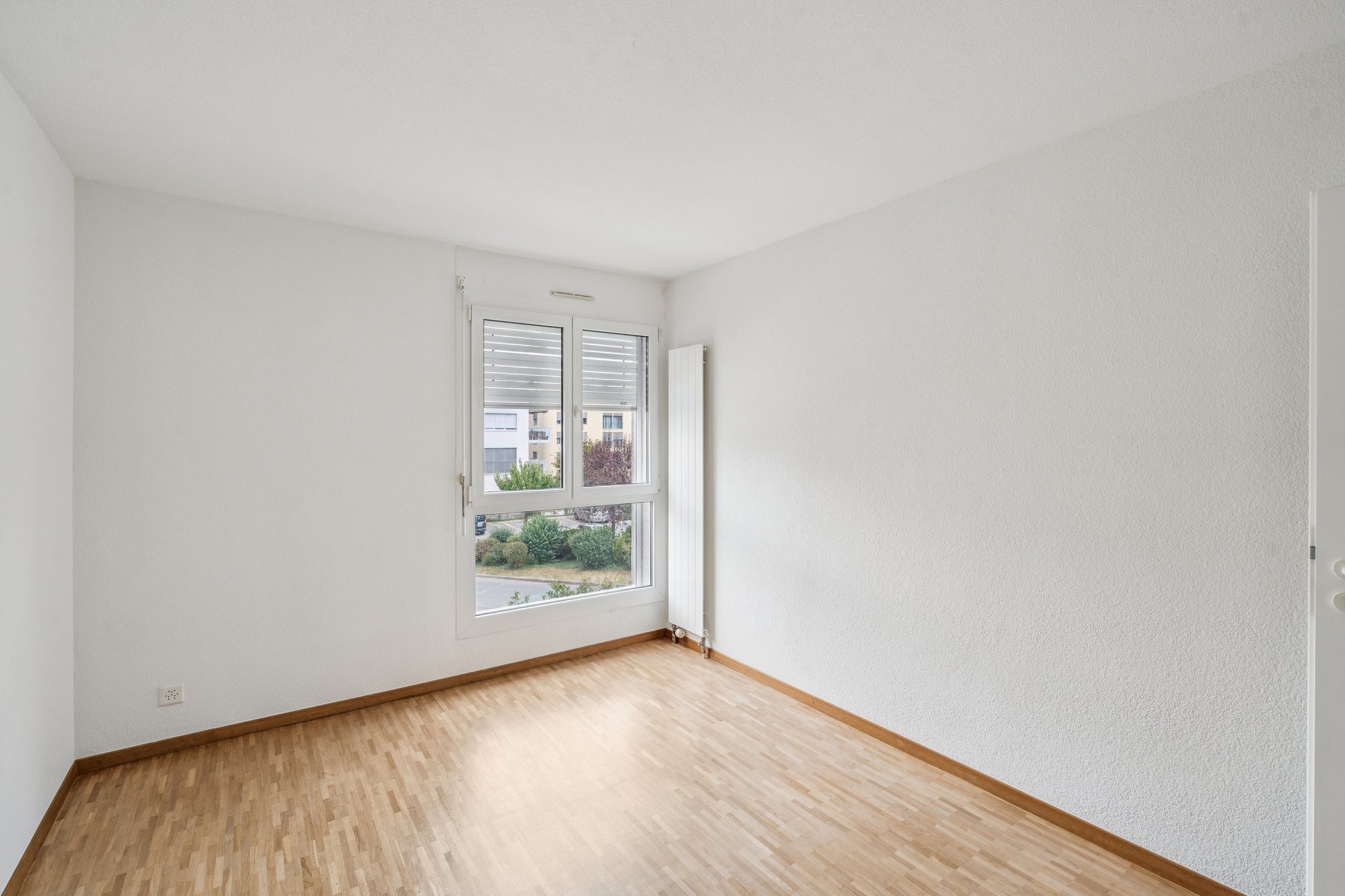 Chambre avec parquet