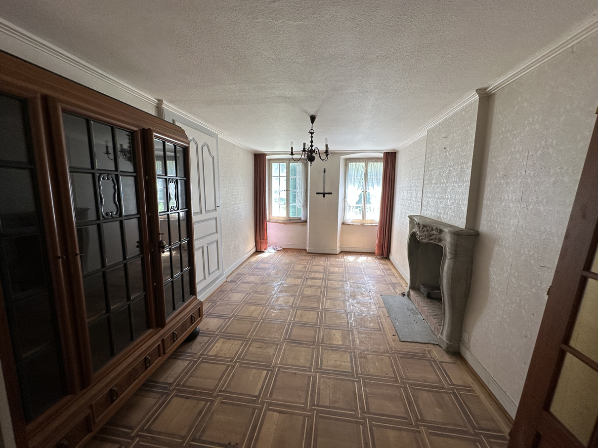 Intérieur d'origine — pièce à repenser