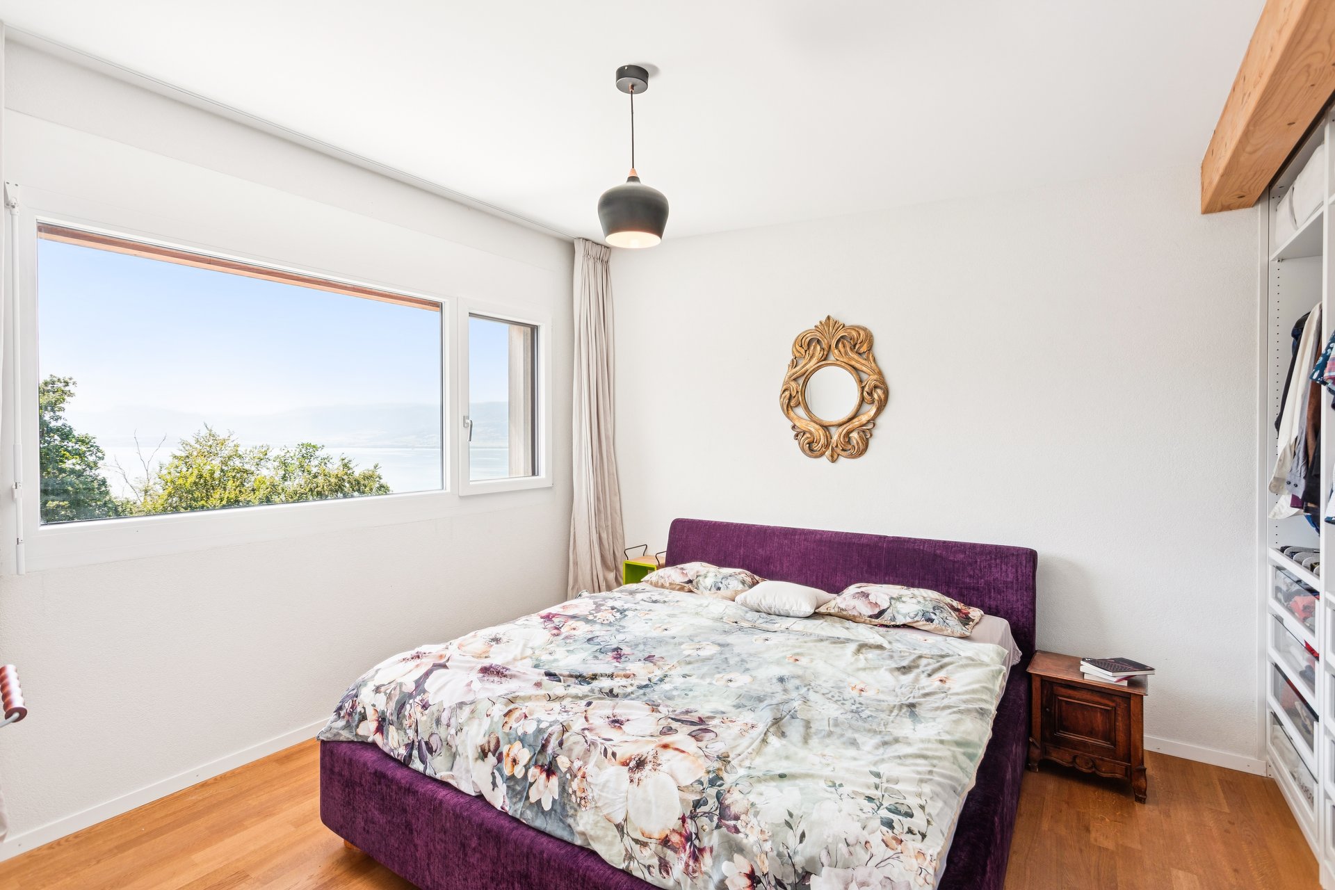Chambre avec vue lac